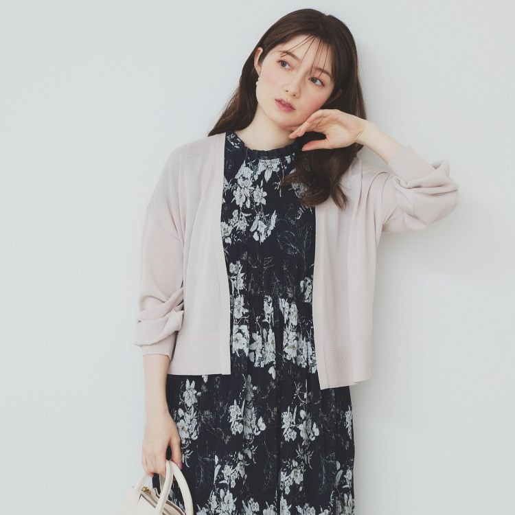 インデックス(index)の《6色展開》リラクシーショートカーディガン【洗濯機洗い可/接触冷感/抗ピル】 カーディガン/ボレロ