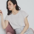 インデックス(index)の《6色展開/S-3Lサイズ》フラワー刺繍Tシャツ【汗ジミ防止/吸水速乾/接触冷感/UVケア/洗濯機洗い可】 グレージュ(050)