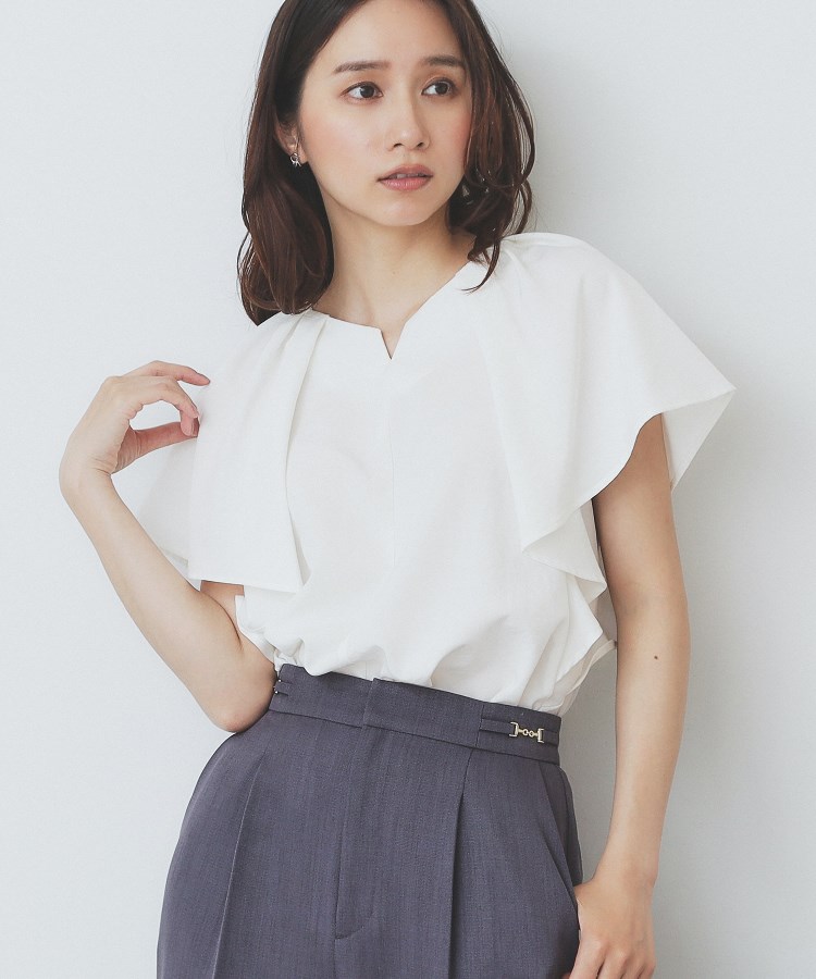 インデックス(index)の《7色展開/S-LLサイズ》フリルタックスリーブキーネックブラウス【吸水速乾/洗濯機可/イージーアイロン/抗ピル】25