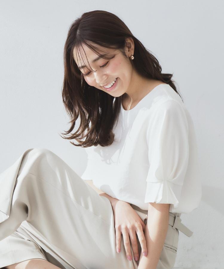 インデックス(index)の《8色展開/XS-LLサイズ》タックパフスリーブブラウス【洗濯機洗い可/吸水速乾/防シワ/抗ピル】7