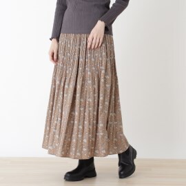 シューラルー(SHOO・LA・RUE)の総柄プリーツスカート マキシ・ロングスカート