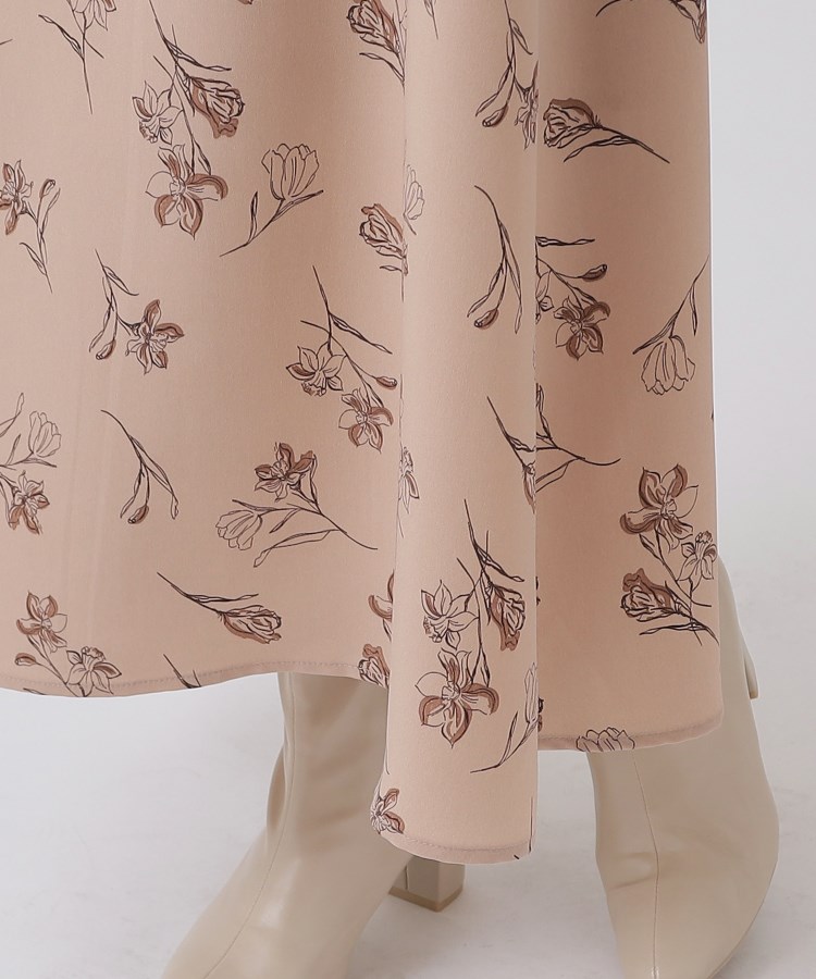 シューラルー(SHOO・LA・RUE)の大人フェミニン 線画フラワープリントスカート10