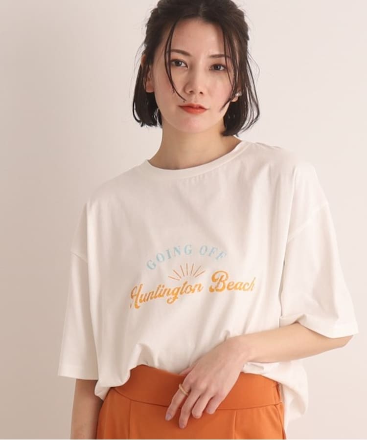 シューラルー(SHOO・LA・RUE)の【プチプラ/コットン100％】選べるプリント バリエーション 大人きれい 半袖Tシャツ オフホワイト(703)