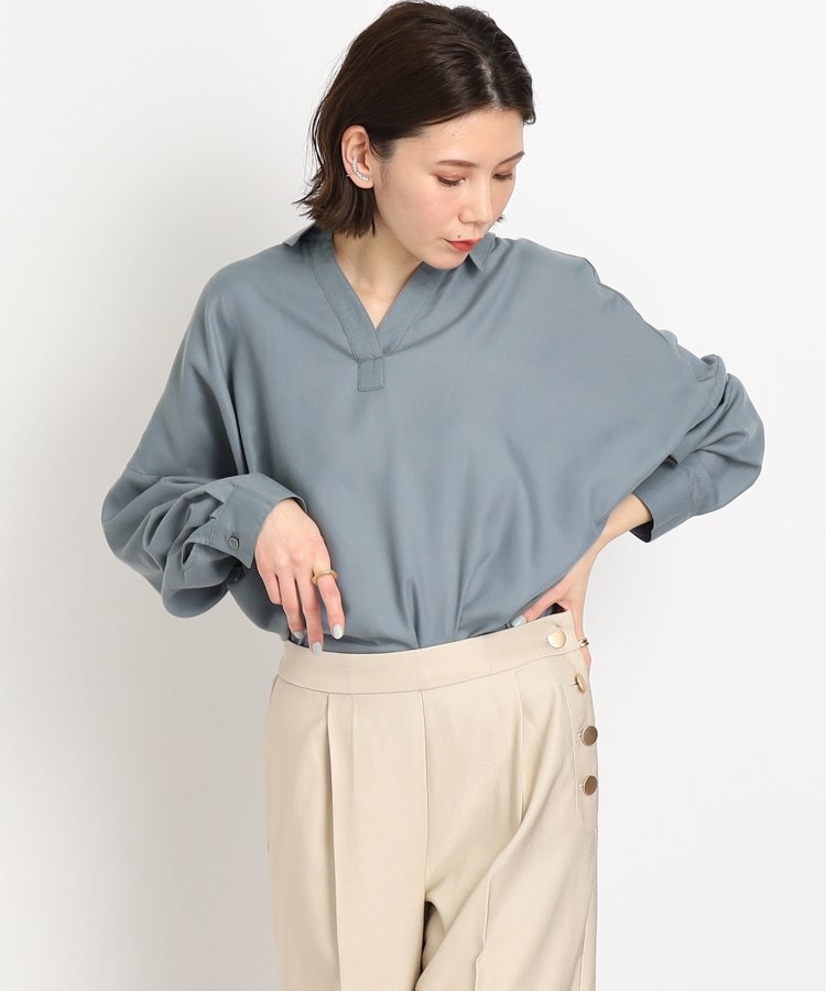 シューラルー(SHOO・LA・RUE)のドルマン衿付きシャツ21