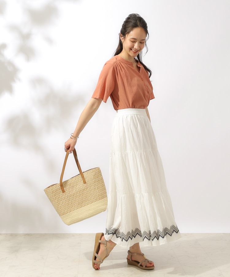 シューラルー(SHOO・LA・RUE)の【洗える】ふんわり さらさら コットンシフォン 半袖スキッパーブラウス16
