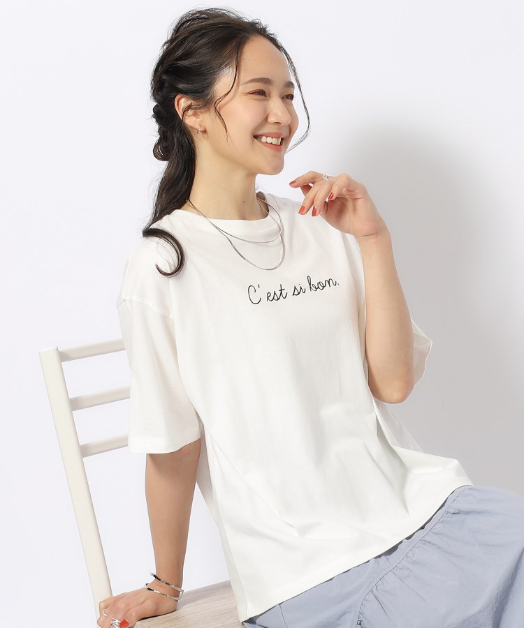 シューラルー(SHOO・LA・RUE)の【洗える/プチプラ/綿100％】グラフィック半袖ゆるTシャツ ホワイト(701)