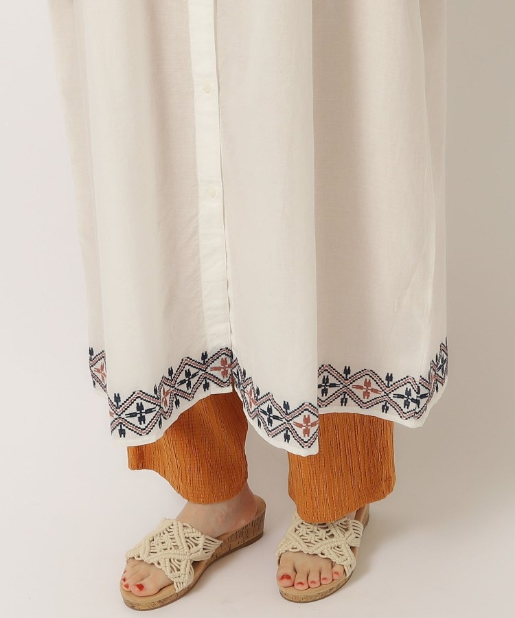 シューラルー(SHOO・LA・RUE)のさらりと着こなす インド綿 裾刺繍ワンピース32