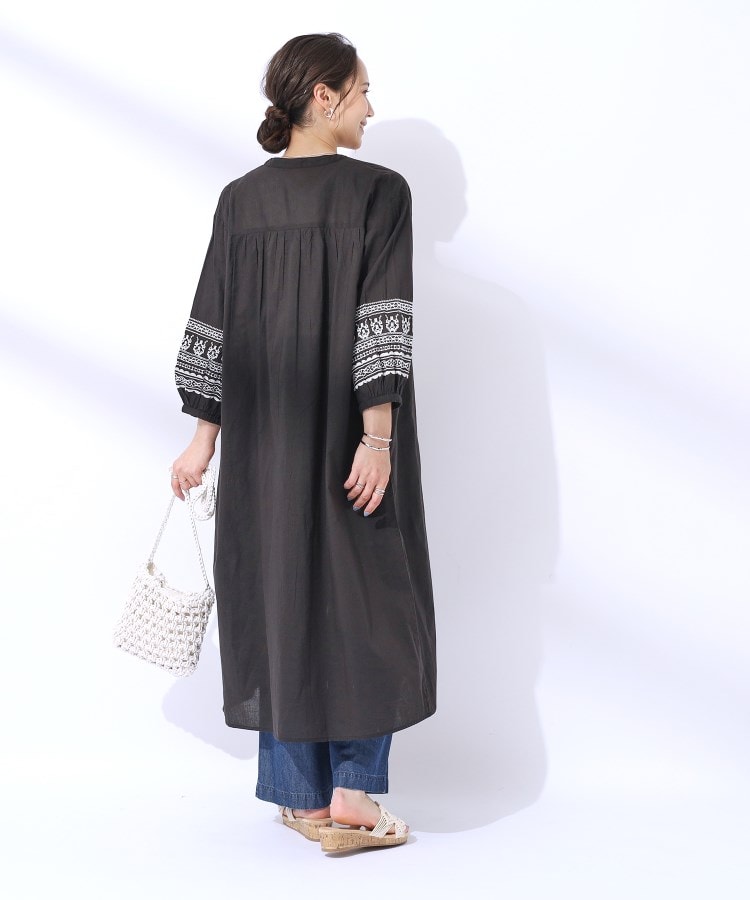 シューラルー(SHOO・LA・RUE)の【洗える/インド綿100％】ふわっと広がる お袖刺繍ワンピース8
