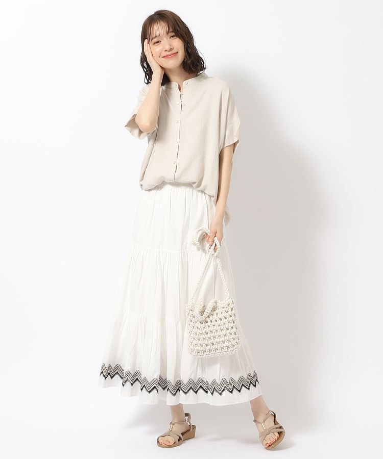 シューラルー(SHOO・LA・RUE)のふわっと揺れる インド綿 ティアード刺繍スカート3