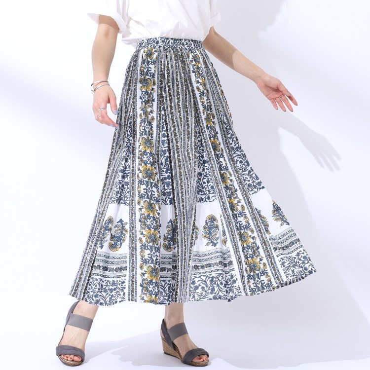 シューラルー(SHOO・LA・RUE)のふんわり軽やか インド綿花柄プリントギャザースカート マキシ・ロングスカート