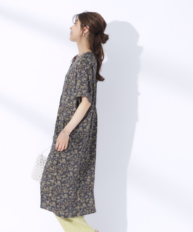 花柄Vネック前あきワンピース(ミドルワンピース) | SHOO・LA 花柄Vネック前あきワンピース(ミドルワンピース) | SHOO・LA