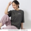 シューラルー(SHOO・LA・RUE)の【PEANUTS】別注 接触冷感グラフィックTシャツ チャコールグレー(213)