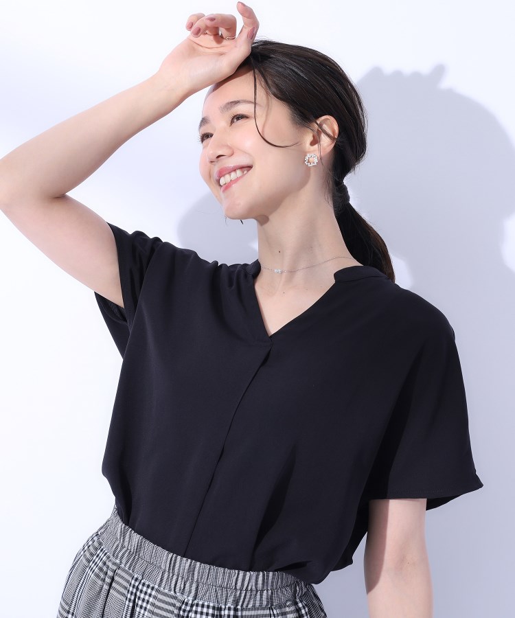 シューラルー(SHOO・LA・RUE)の【洗える/プチプラ/無理せずキレイ】女性らしく好印象 スキッパーブラウス ブラック(019)
