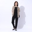 シューラルー(SHOO・LA・RUE)の【高レビュー/洗える】シンプルコーデに彩りを プリント前あきブラウス3