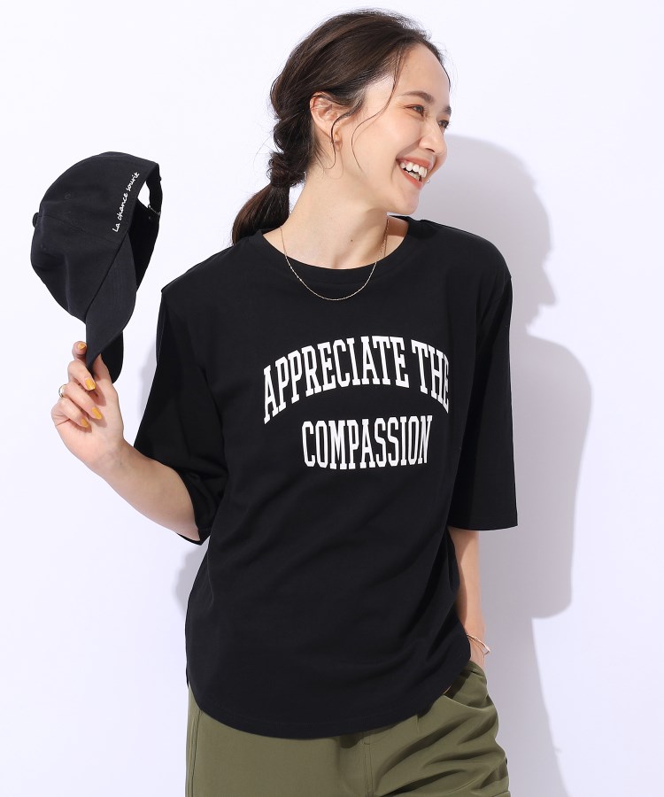シューラルー(SHOO・LA・RUE)の【洗える/綿100%/プチプラ】アウトも決まる ラウンドヘム プリントTシャツ ブラック(319)