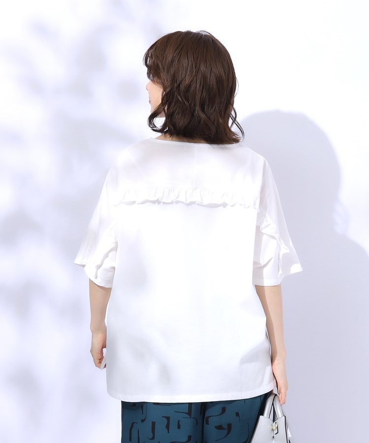 シューラルー(SHOO・LA・RUE)の【洗える】バックフリルで差をつける ドルマンTシャツ3