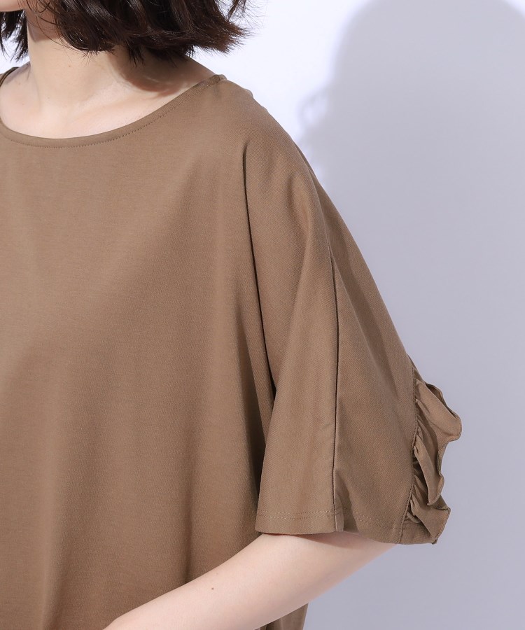 シューラルー(SHOO・LA・RUE)の【洗える】バックフリルで差をつける ドルマンTシャツ18