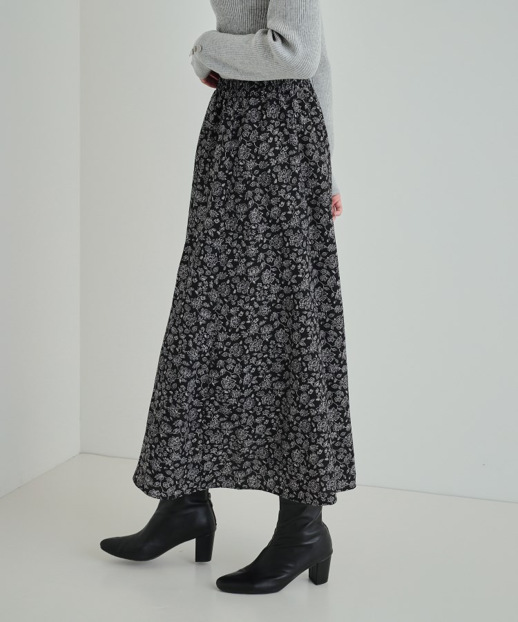 シューラルー(SHOO・LA・RUE)の【洗える】レトロムード感じる 花柄プリントギャザースカート2