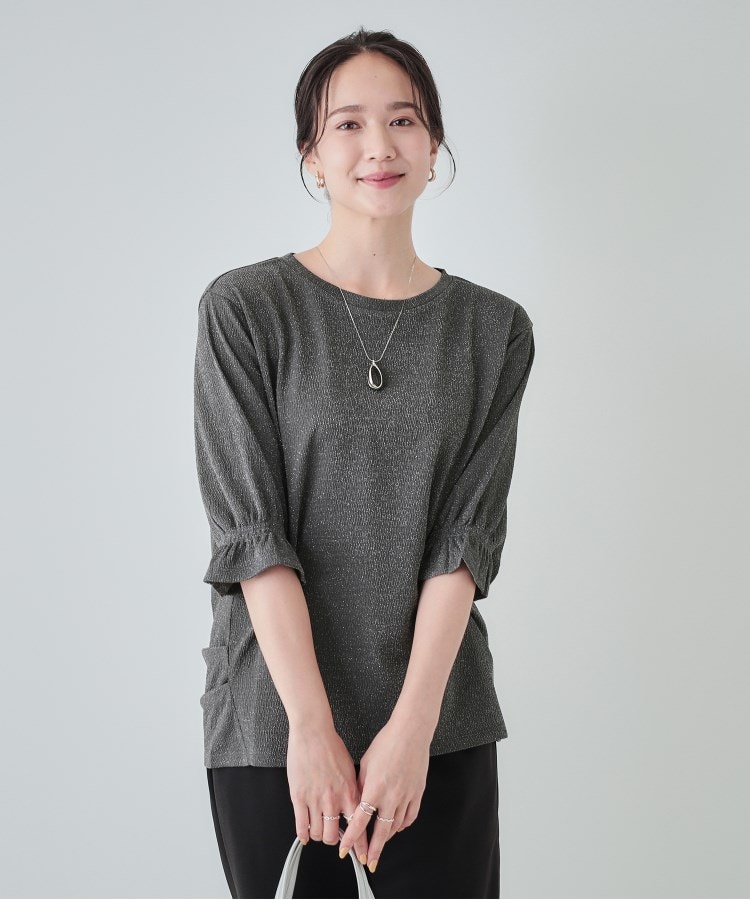 シューラルー(SHOO・LA・RUE)の【洗える/S-LL/5分袖】ぽこぽこラメ お袖フリルトップス1