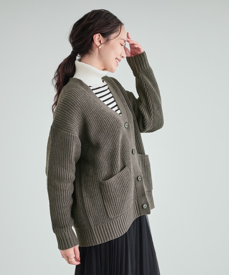 シューラルー(SHOO・LA・RUE)の【高レビュー/洗える】ポケット付きが嬉しい ざっくり編み Vネックカーディガン6