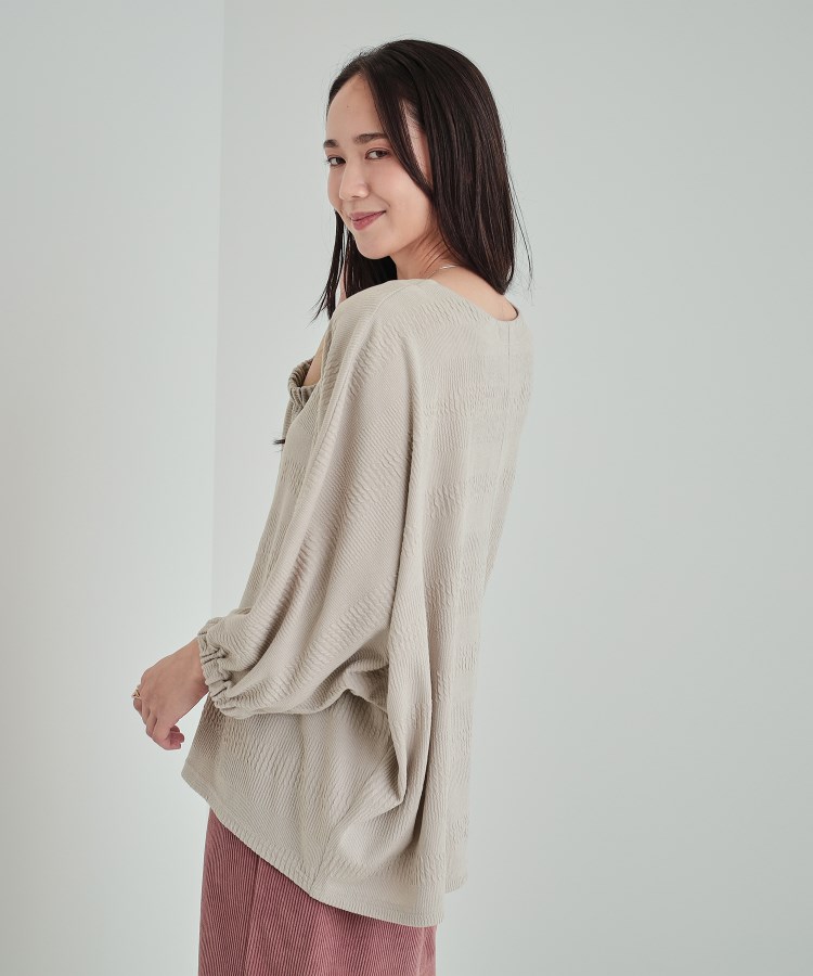 シューラルー(SHOO・LA・RUE)の【S-LL/洗える】表面感で差をつける やわらかドルマントップス18