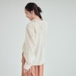 シューラルー(SHOO・LA・RUE)の【S-LL】1枚で主役になる バックシャーリングシャツ11