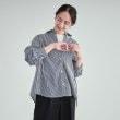 シューラルー(SHOO・LA・RUE)の【S-LL】1枚で主役になる バックシャーリングシャツ18