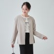 シューラルー(SHOO・LA・RUE)の【洗える】ドットボタンがアクセント 着こなし色々クルーネックカーディガン13