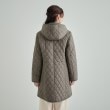 シューラルー(SHOO・LA・RUE)の【フード取り外し可/撥水加工】自然にくびれる あったかダイヤ柄キルトコート24