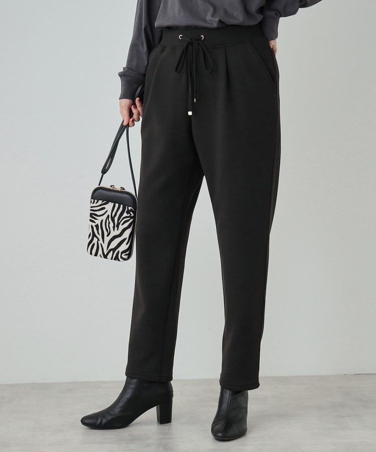 シューラルー(SHOO・LA・RUE)の【SHOO WARM】あったか裏起毛 ふわふわもちもち ストレッチ テーパードパンツ ブラック(019)