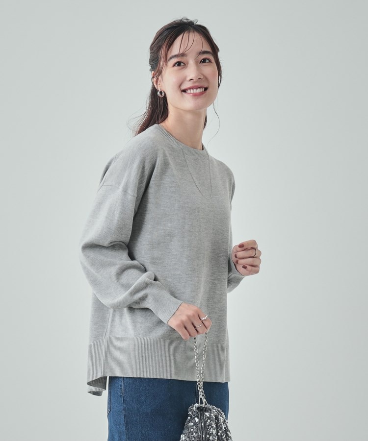シューラルー(SHOO・LA・RUE)の【洗える/毛玉レス】インせず着られる　大人の抜け感　バックスリットニット13