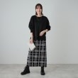 シューラルー(SHOO・LA・RUE)の【S-LL】なめらかスウェード調トップス15