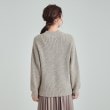 シューラルー(SHOO・LA・RUE)の【洗える/静電気軽減】ちくちくしにくい レースアップ畦編みニット15