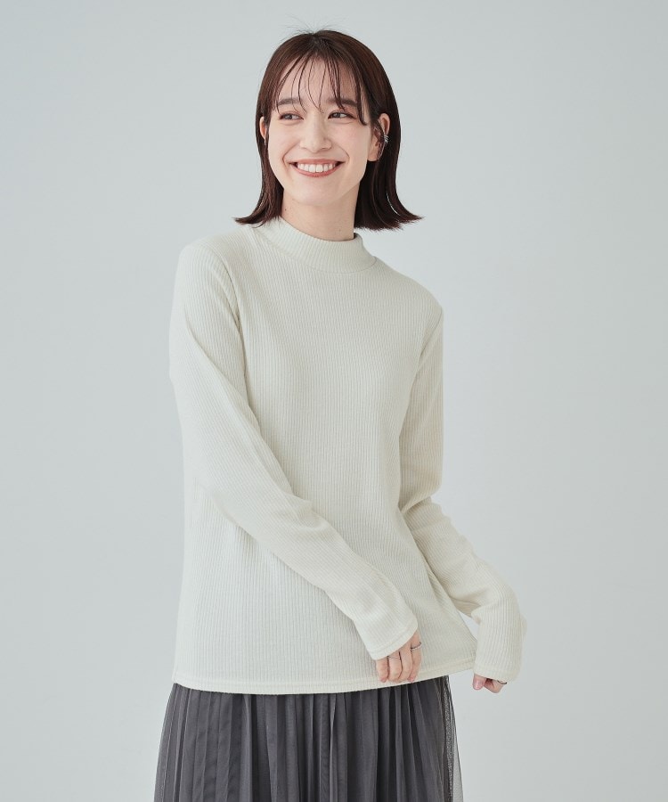 シューラルー(SHOO・LA・RUE)の【洗える/S-LL】プチハイネック ラメ入りリブ インナートップス1