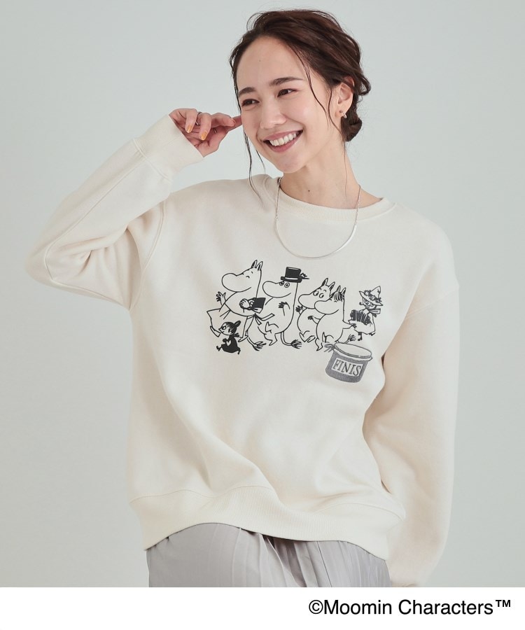 シューラルー(SHOO・LA・RUE)の【MOOMIN】【SHOO WARM】裏起毛プリントスウェット アイボリー(004)