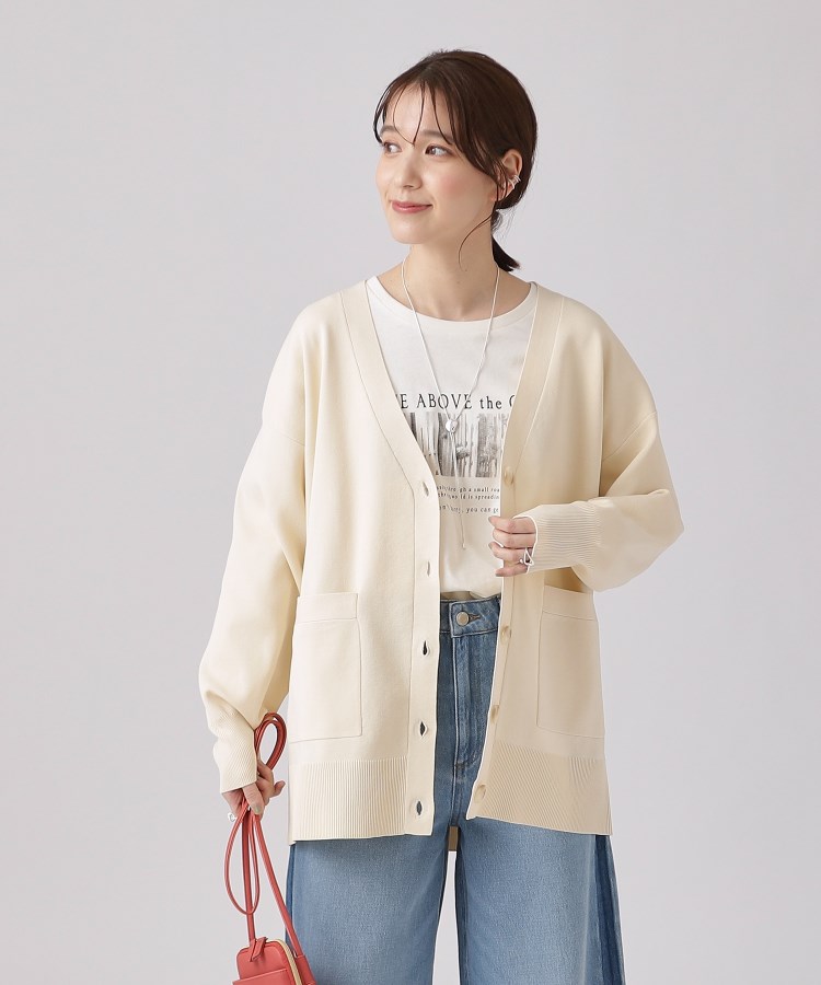 シューラルー(SHOO・LA・RUE)の軽くて柔らかい スポンディッシュ Vネックカーディガン16