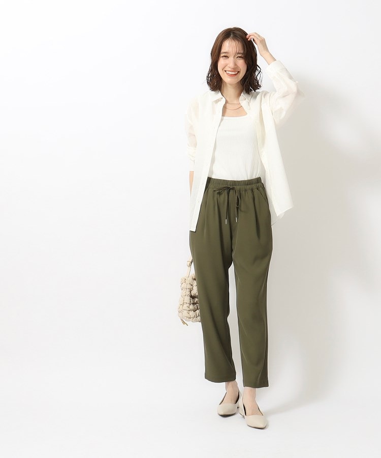 シューラルー(SHOO・LA・RUE)の【SS-3L】さらさらぷるん イージーテーパードパンツ42