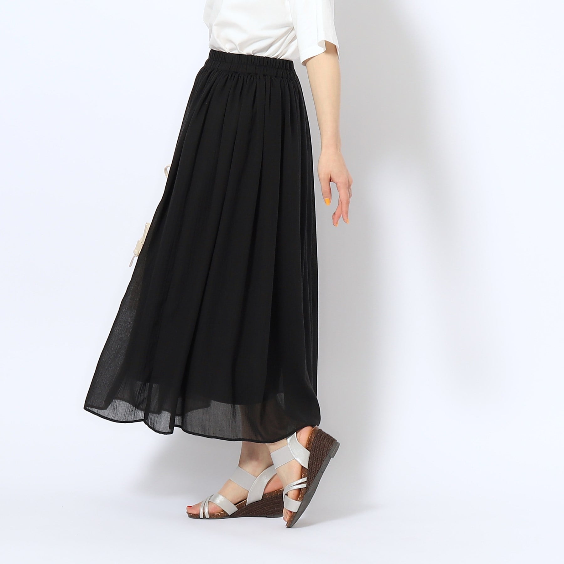 シューラルー(SHOO・LA・RUE)の【歩くたび揺れる】上品な透け感カラーボイルスカート2