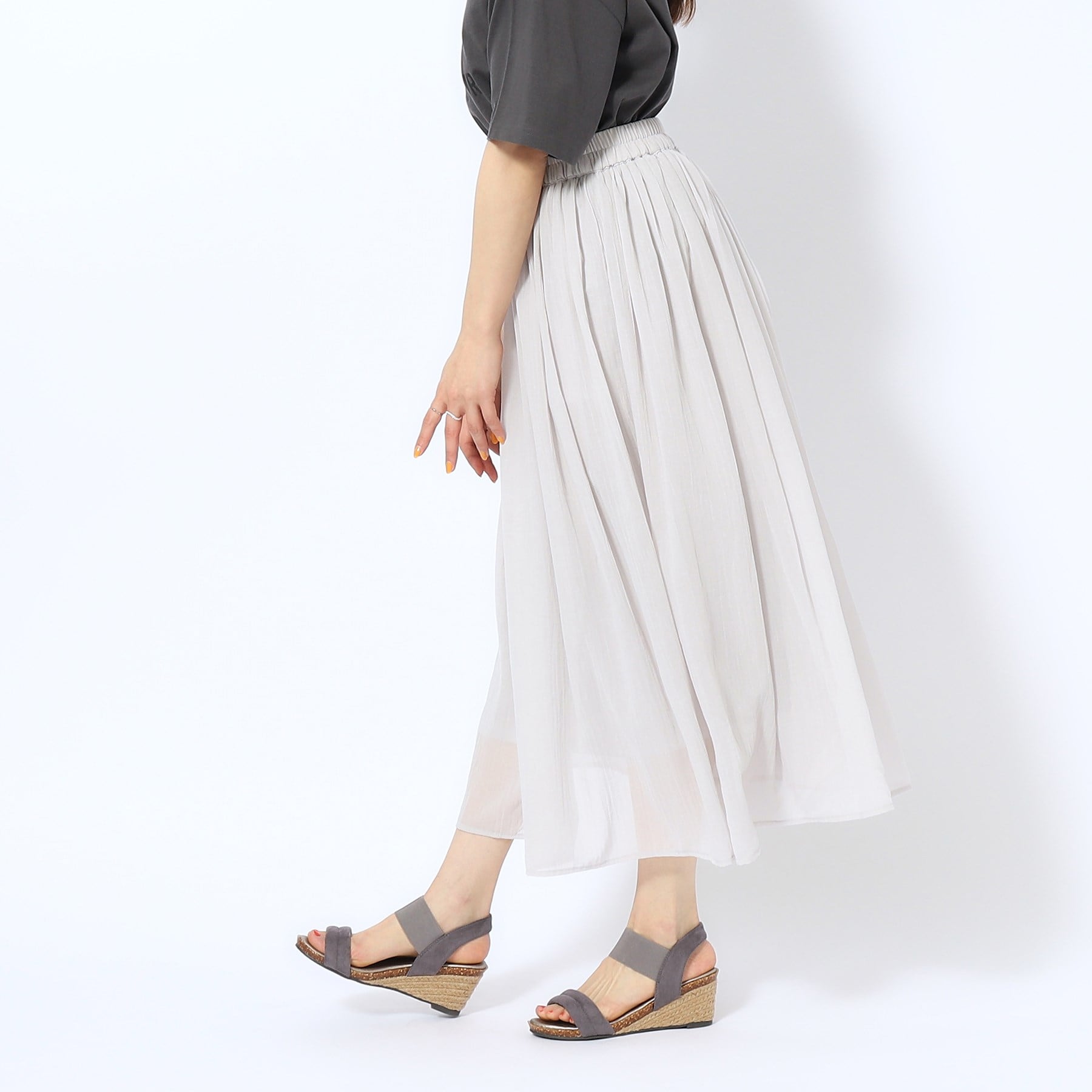 シューラルー(SHOO・LA・RUE)の【歩くたび揺れる】上品な透け感カラーボイルスカート14