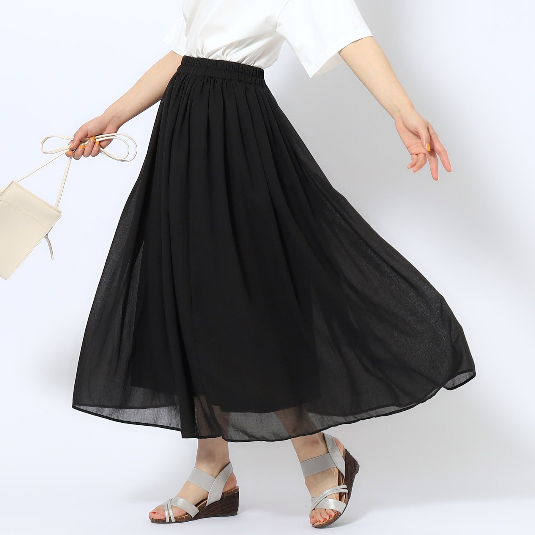 シューラルー(SHOO・LA・RUE)の【歩くたび揺れる】上品な透け感カラーボイルスカート ブラック(019)
