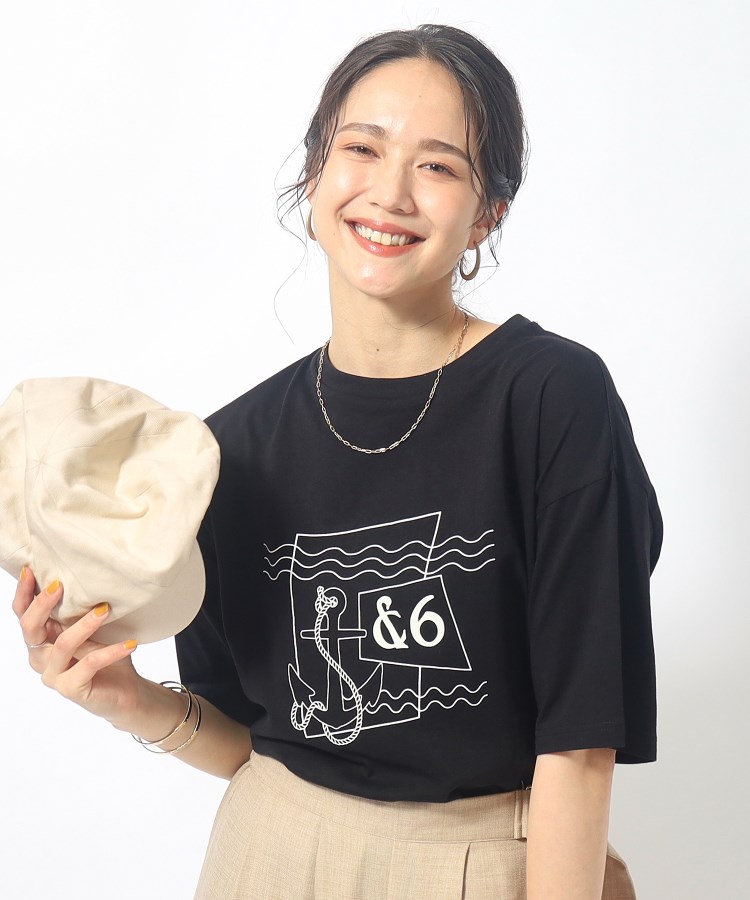 シューラルー(SHOO・LA・RUE)の【洗える/プチプラ/綿100％】グラフィック半袖ゆるTシャツ ブラック(819)