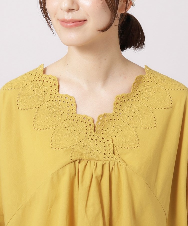 体型カバー/コットン100%】5分袖 スカラップレース刺繍ブラウス 体型カバー/コットン100%】5分袖 スカラップレース刺繍ブラウス