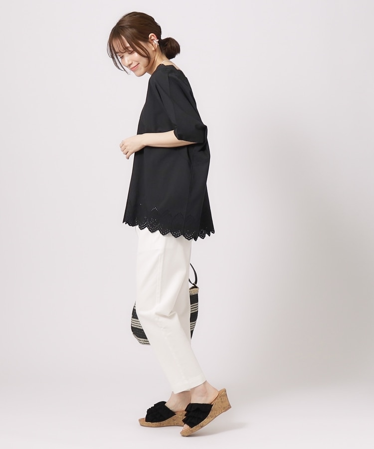 体型カバー/コットン100%】5分袖 スカラップレース刺繍ブラウス 体型カバー/コットン100%】5分袖 スカラップレース刺繍ブラウス