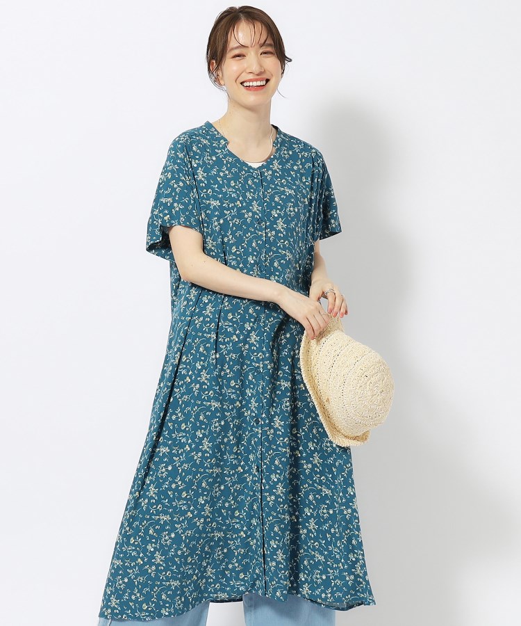 シューラルー(SHOO・LA・RUE)の首元をすっきり見せてくれる プリントワンピース ブルー(792)