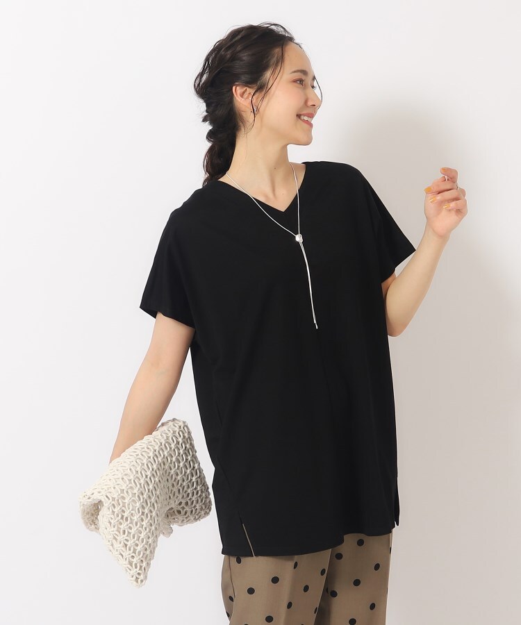 シューラルー(SHOO・LA・RUE)のさらっとゆったり カノコVネックトップス1