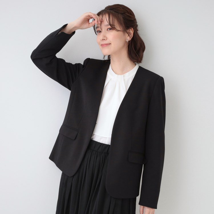 シューラルー(SHOO・LA・RUE)の【洗える/S-3L/セットアップ可】セレモニーや通勤に カットジョーゼット Vネックジャケット ノーカラージャケット