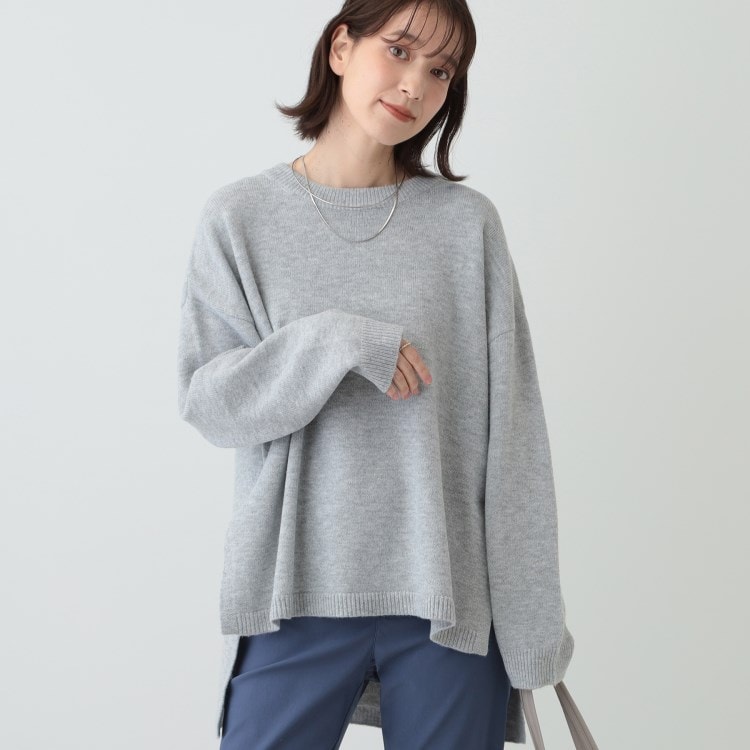 シューラルー(SHOO・LA・RUE)の【S-LL/体型カバー】軽くてふわふわ お尻が隠れるワイドシルエットニット ニット/セーター
