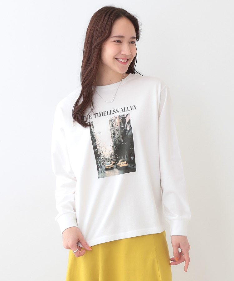 シューラルー(SHOO・LA・RUE)の【洗える/S-LL】一枚でもレイヤードでも グラフィック長袖Tシャツ1