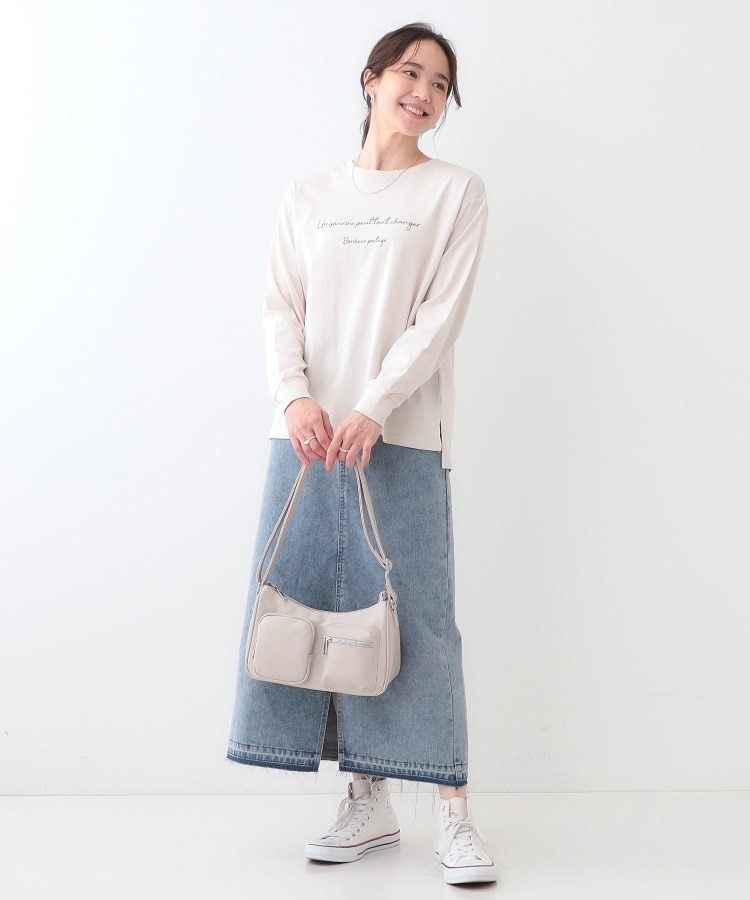 シューラルー(SHOO・LA・RUE)の【洗える/S-LL】一枚でもレイヤードでも グラフィック長袖Tシャツ27