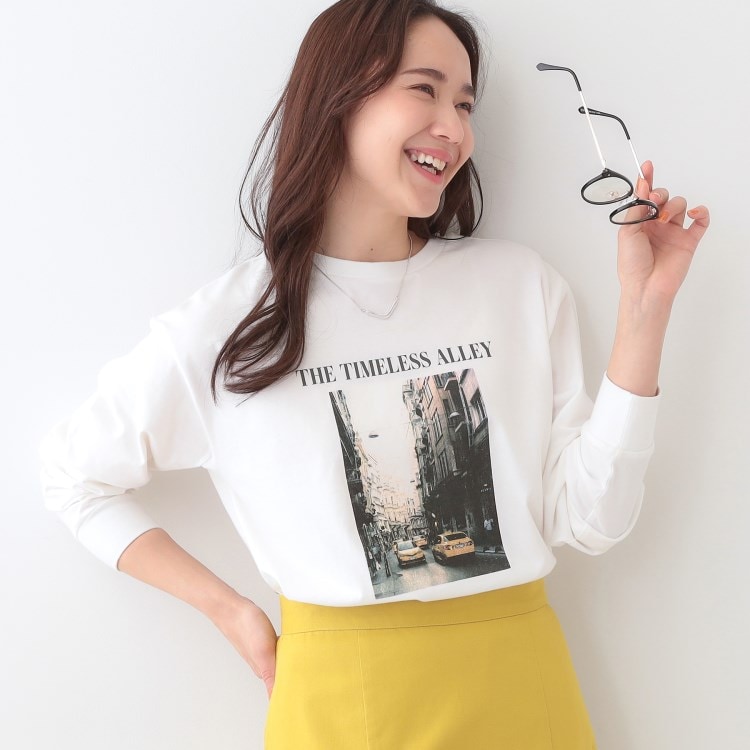 シューラルー(SHOO・LA・RUE)の【洗える/S-LL】一枚でもレイヤードでも グラフィック長袖Tシャツ カットソー